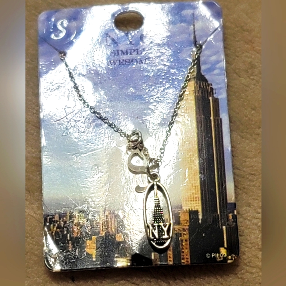 New NYC Silver NY Necklace Whith letter S
